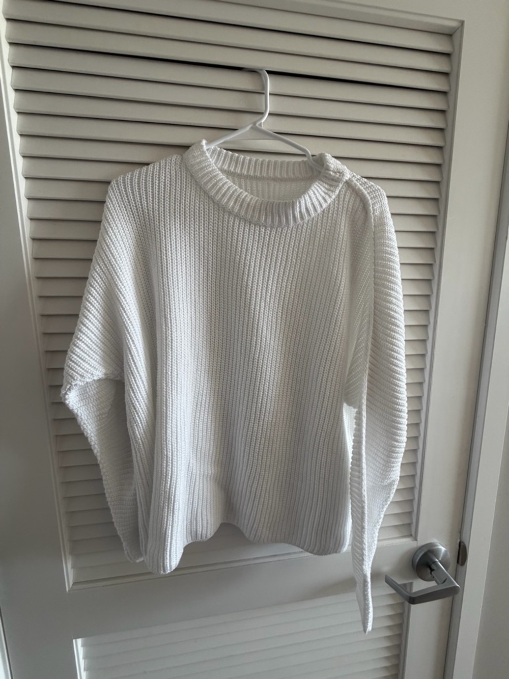 Frank & Eileen MONTECITO SWEATER
Classic Pullover Sweater